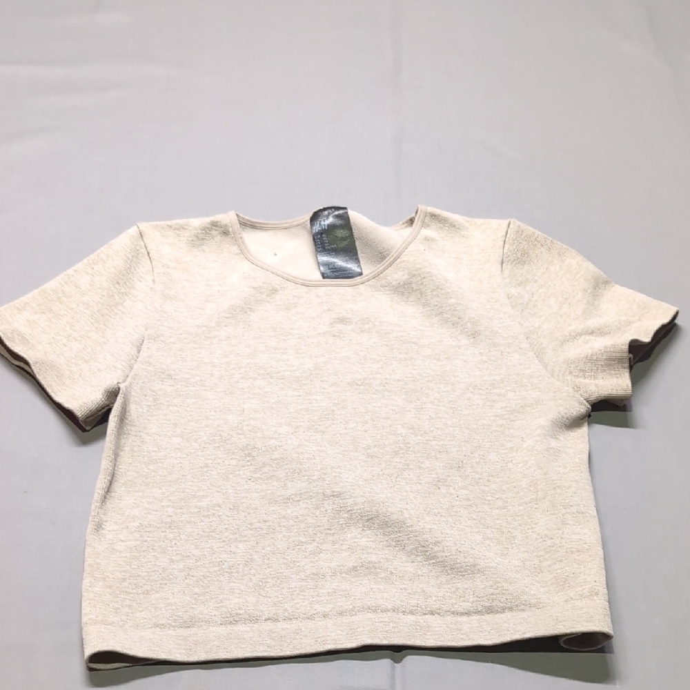 Cream Short Sleeve Cropped‎ Tee Kids Size XL